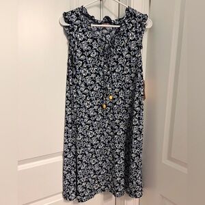 NWT Navy floral flowy dress